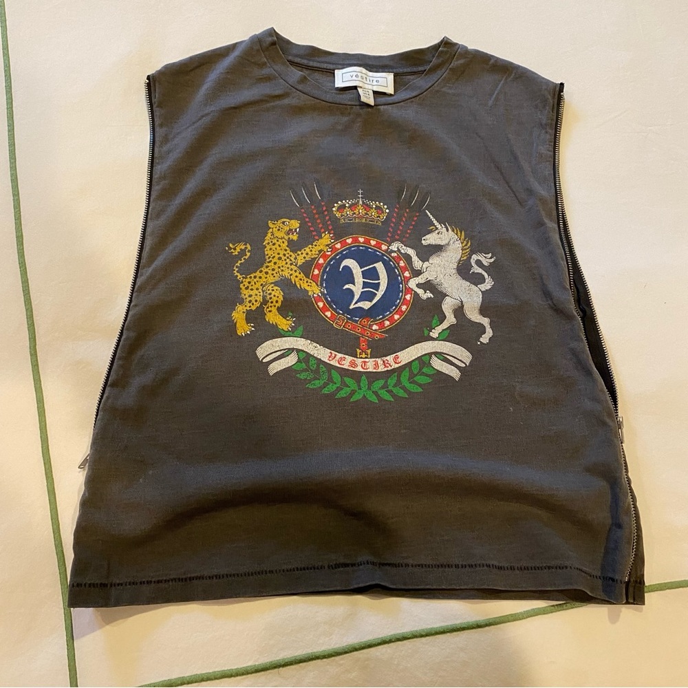 Tank top - Picture 1 of 3
